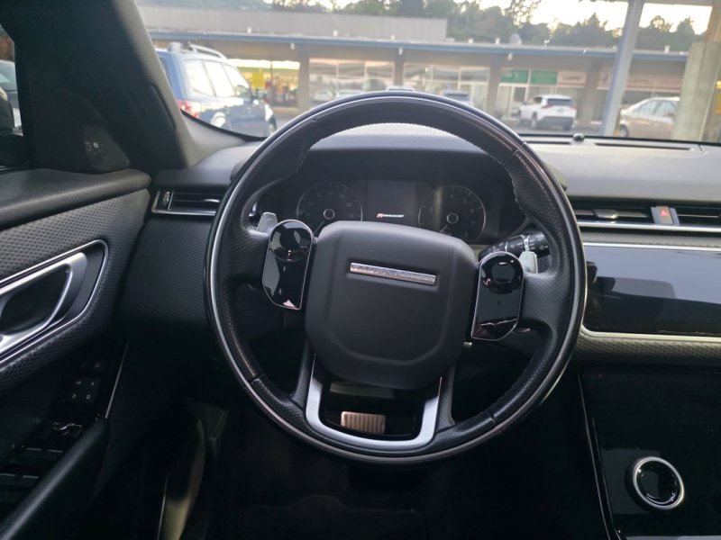 Used 2020 Land Rover Range Rover Velar R-Dynamic S image 17