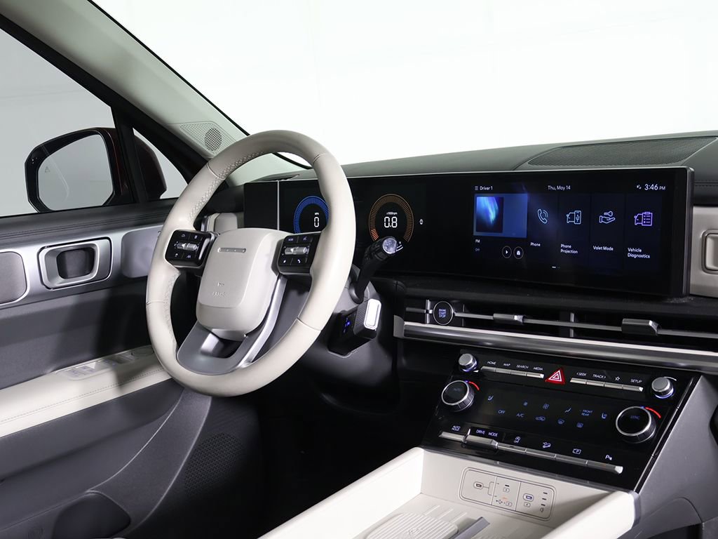 Used 2025 Hyundai Santa Fe SEL FWD image 26