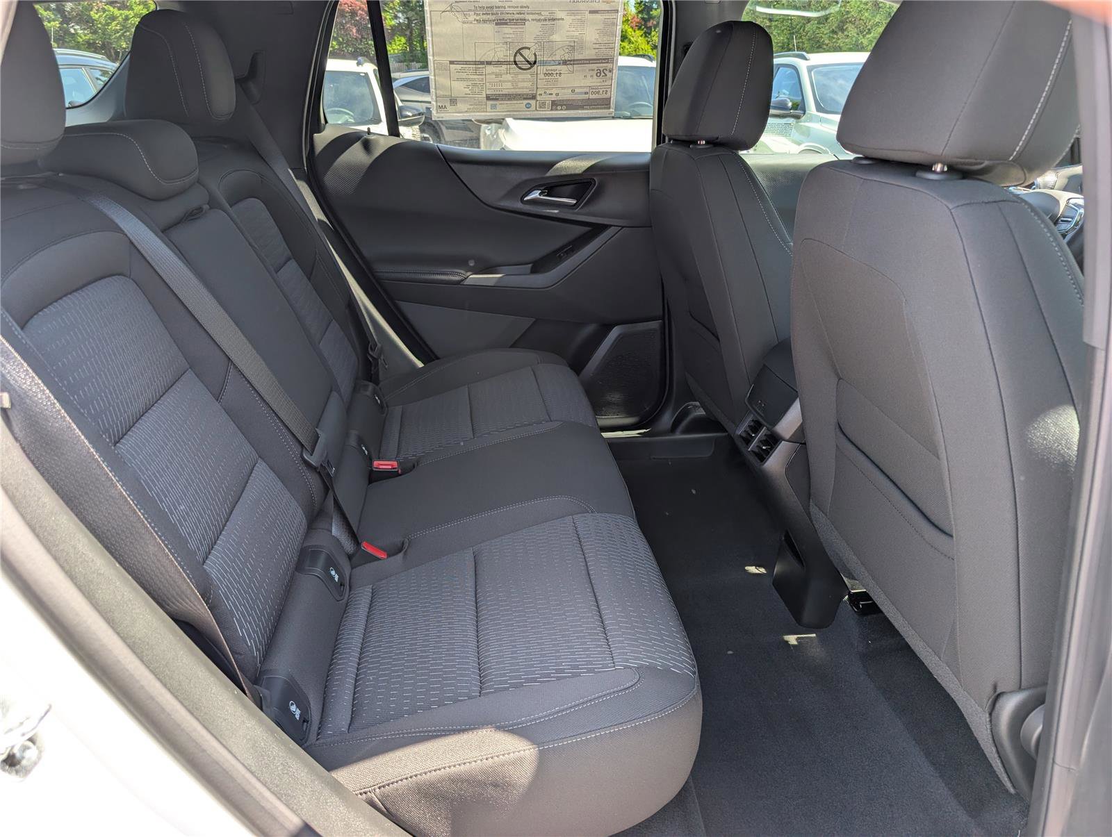 New 2026 Chevrolet Equinox LT w/ Midnight Edition AWD/4WD image 8