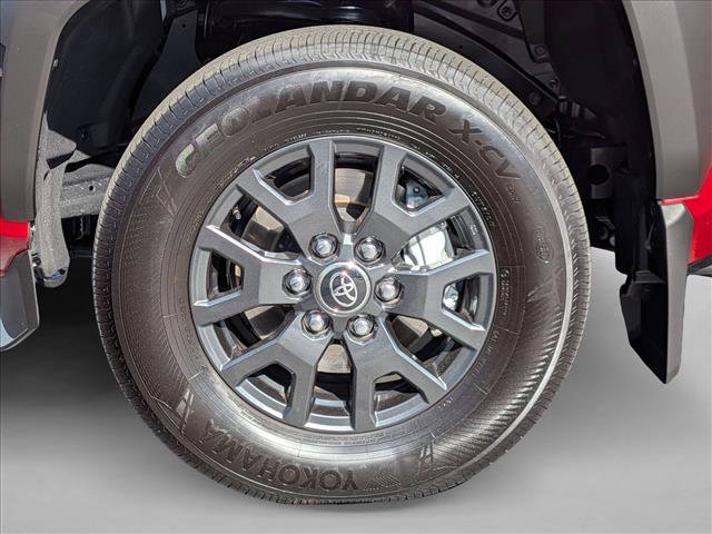 Certified 2026 Toyota 4Runner SR5 AWD/4WD image 22
