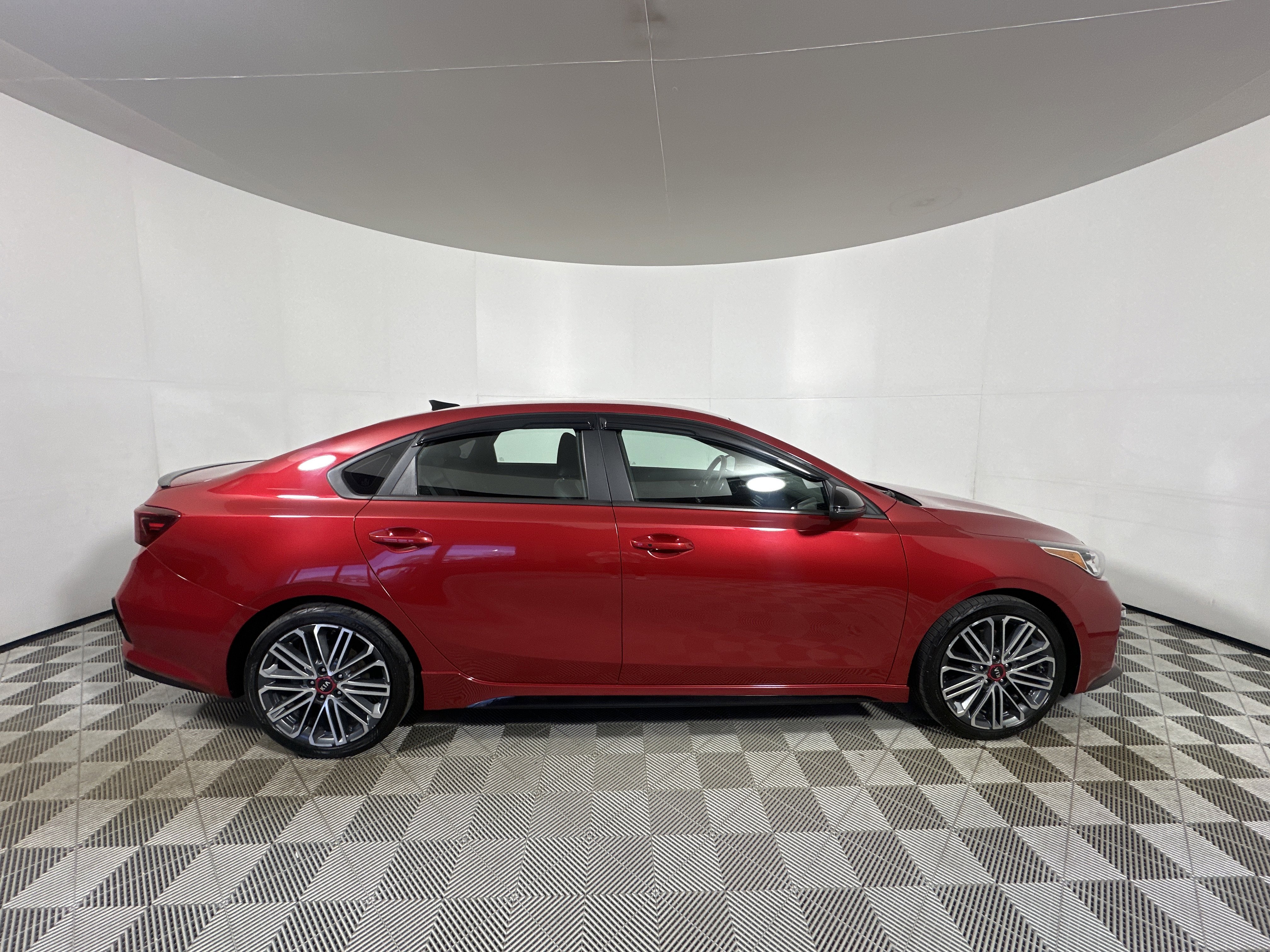Used 2021 Kia Forte GT image 8