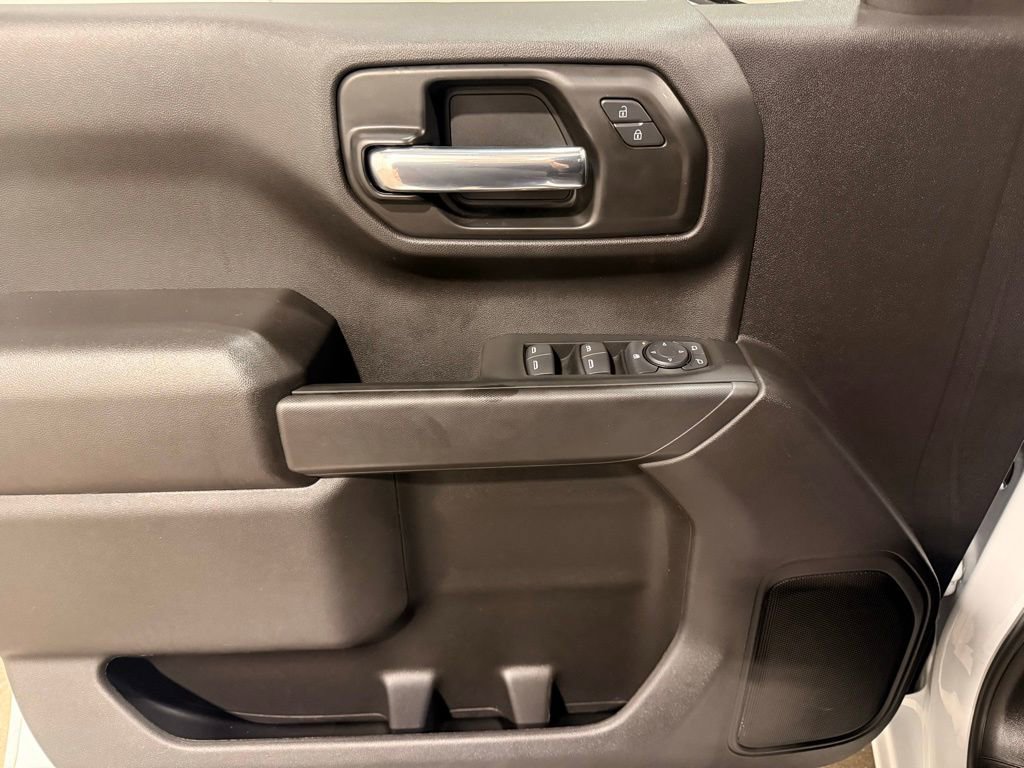 Used 2025 Chevrolet Silverado 1500 Custom w/ LPO, Dark Essentials Package image 13