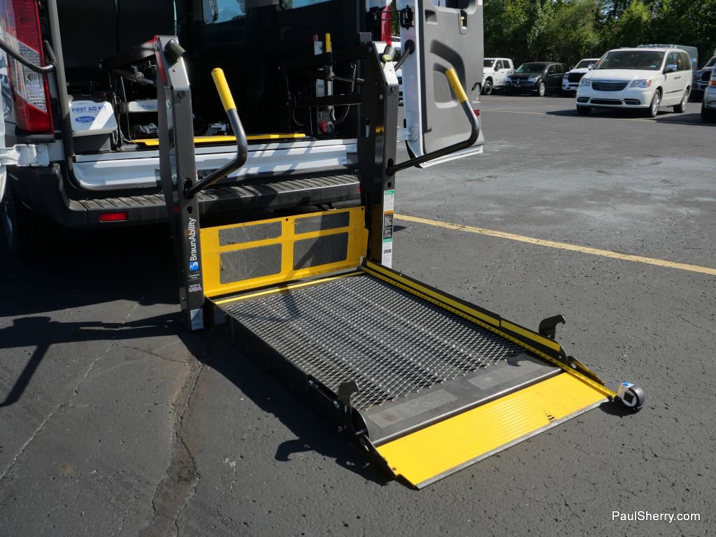 Used 2020 Ford Transit 150 XL image 16