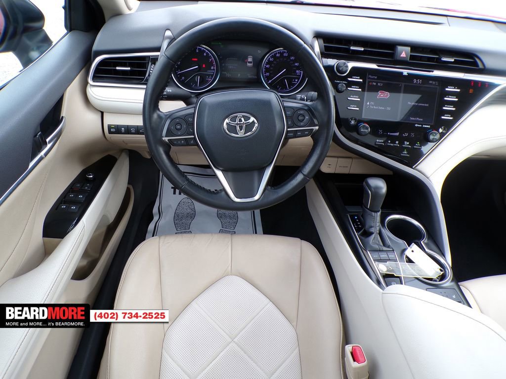 Used 2018 Toyota Camry XSE image 17