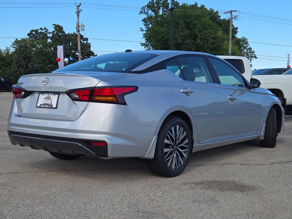 New 2026 Nissan Altima 2.5 SV FWD image 10
