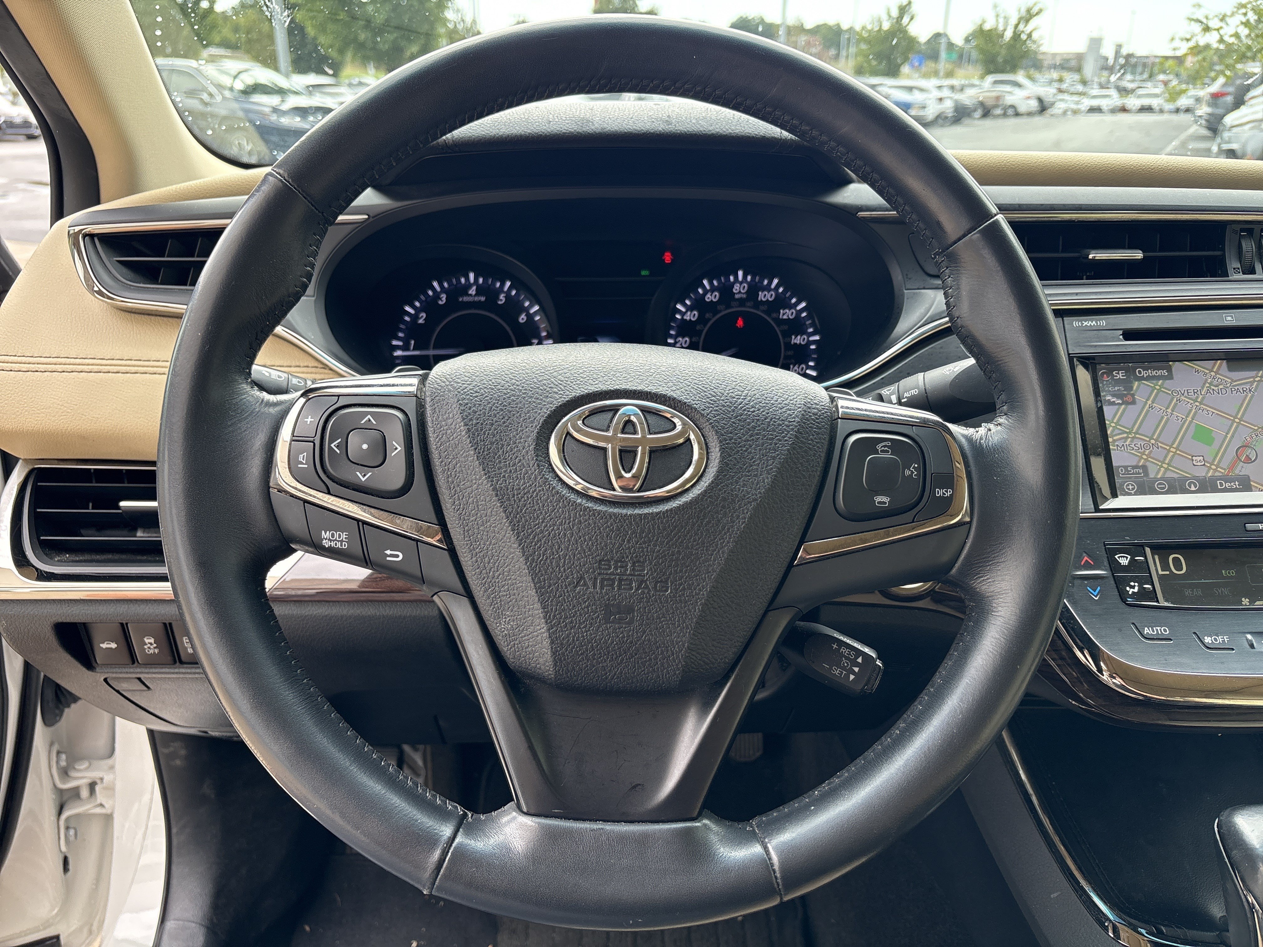 Used 2015 Toyota Avalon Limited FWD image 18