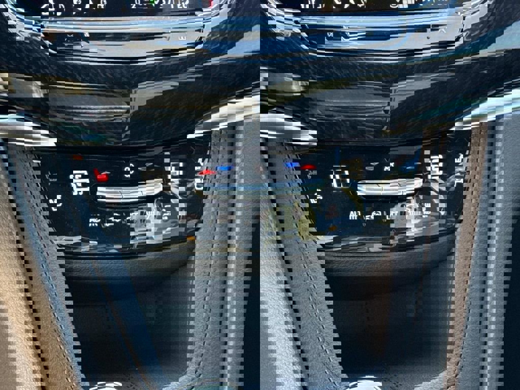 New 2025 Cadillac XT6 Premium Luxury w/ Technology Package image 13