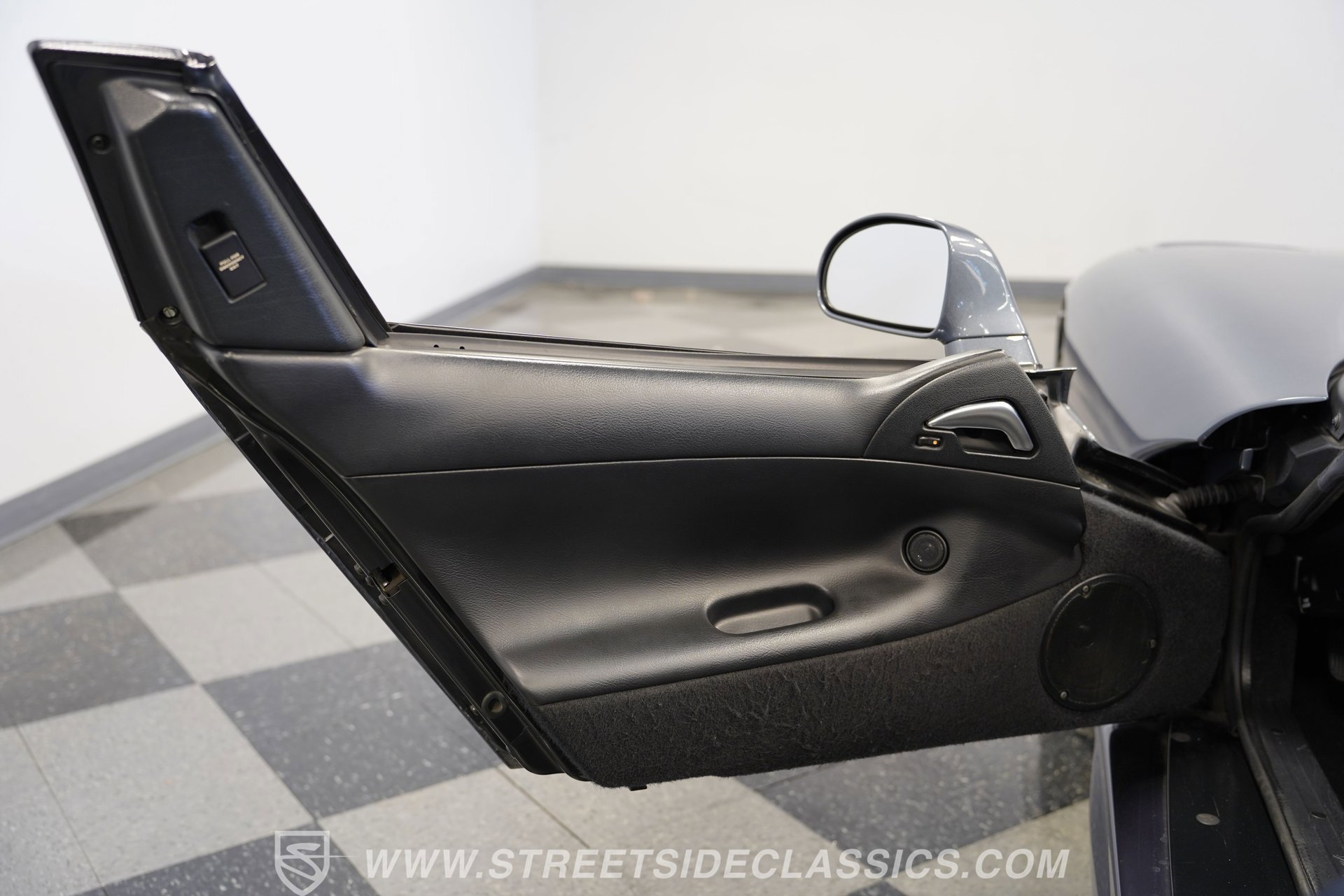 Used 2000 Dodge Viper RT/10 RWD image 38