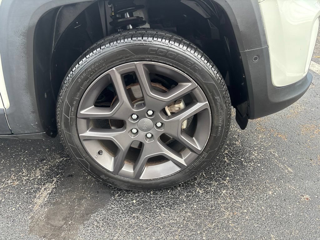 Used 2020 Jeep Renegade Altitude AWD/4WD image 11