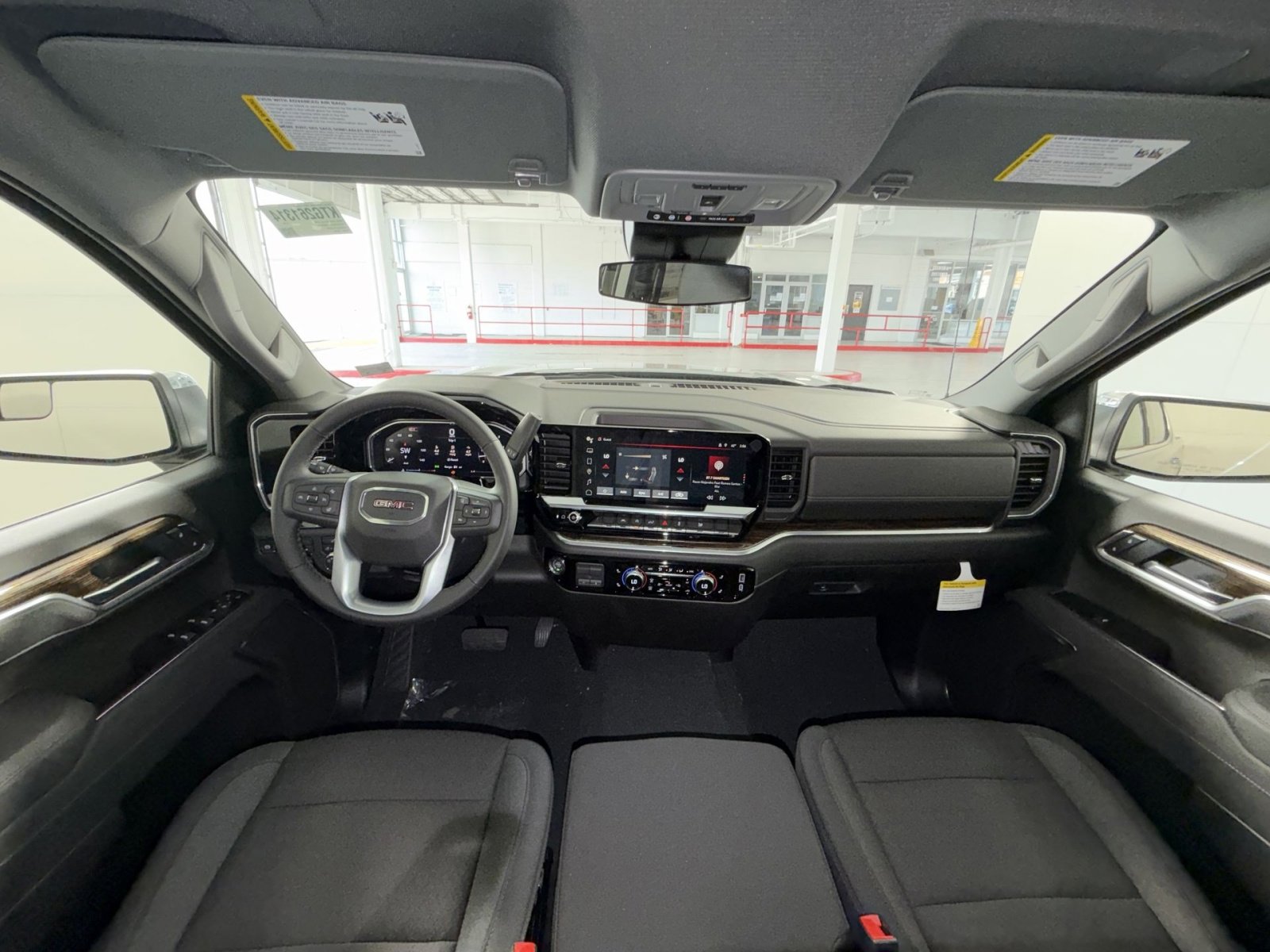 New 2026 GMC Sierra 1500 SLE w/ Preferred Package image 23