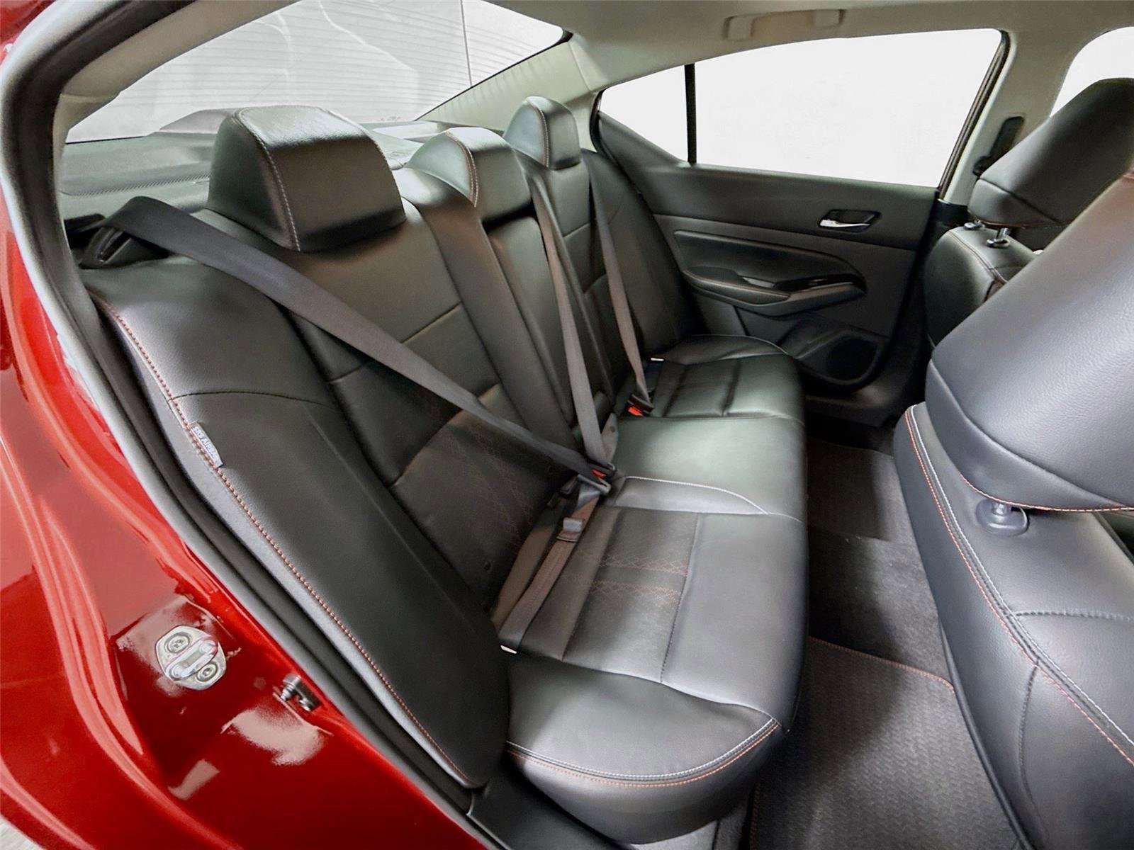 Used 2024 Nissan Altima 2.0 SR FWD image 25
