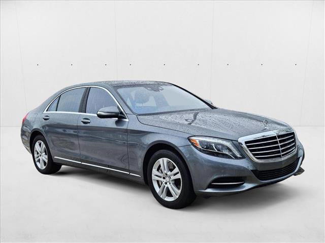 Used 2017 Mercedes-Benz S 550 Sedan image 3