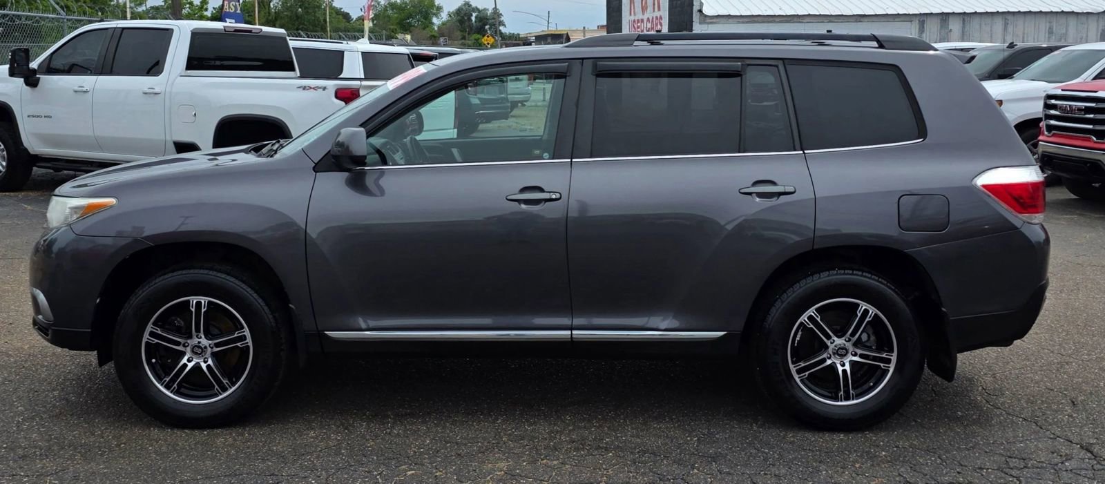Used 2012 Toyota Highlander SE w/ Convenience Pkg AWD/4WD image 6