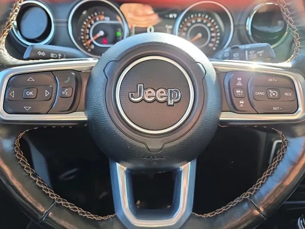 Used 2022 Jeep Wrangler Unlimited Sahara image 20