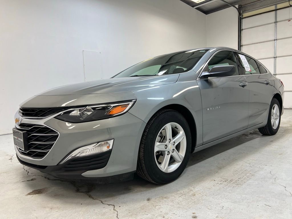 Used 2025 Chevrolet Malibu LS image 12