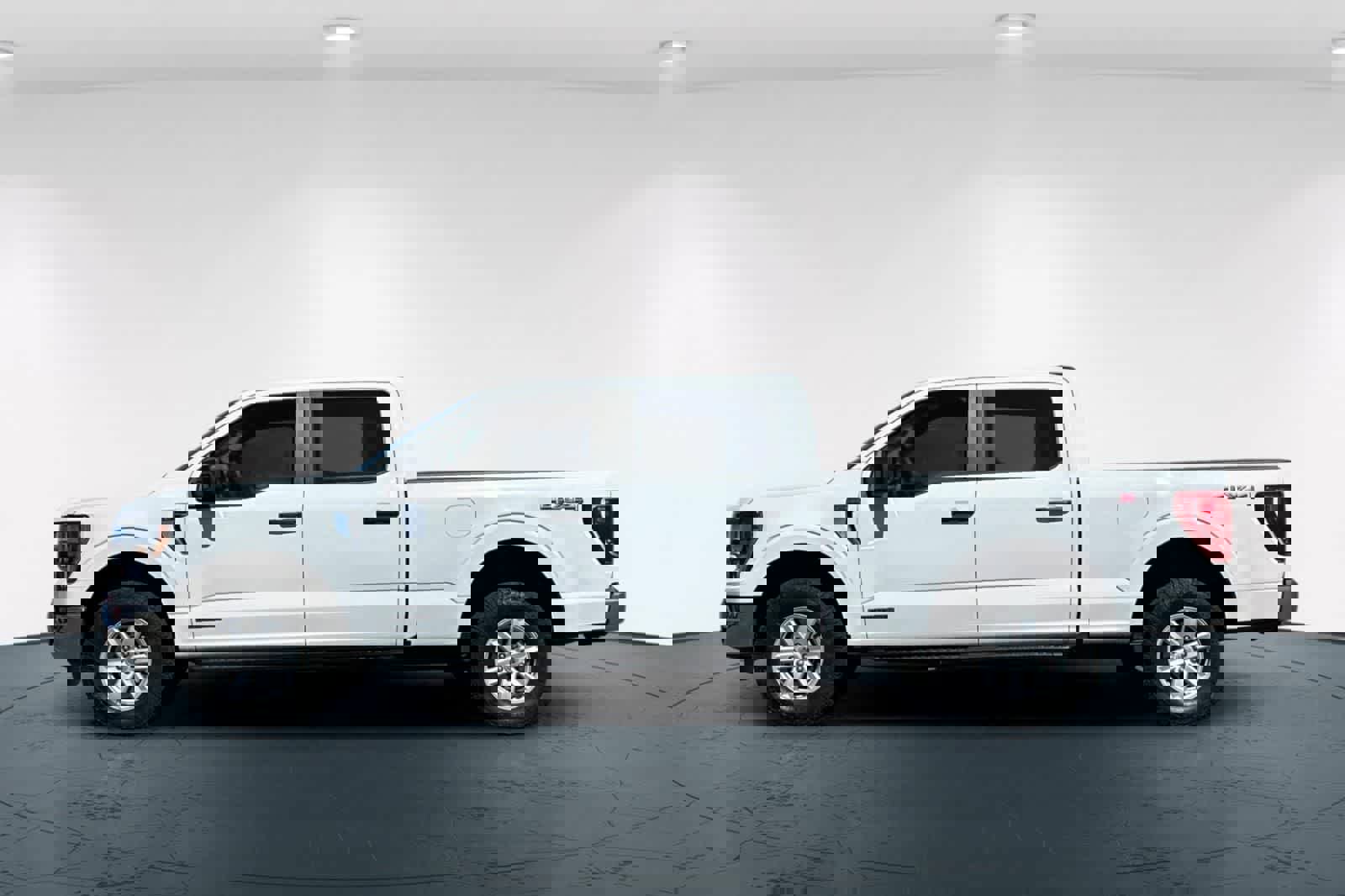 Used 2023 Ford F150 XLT image 9