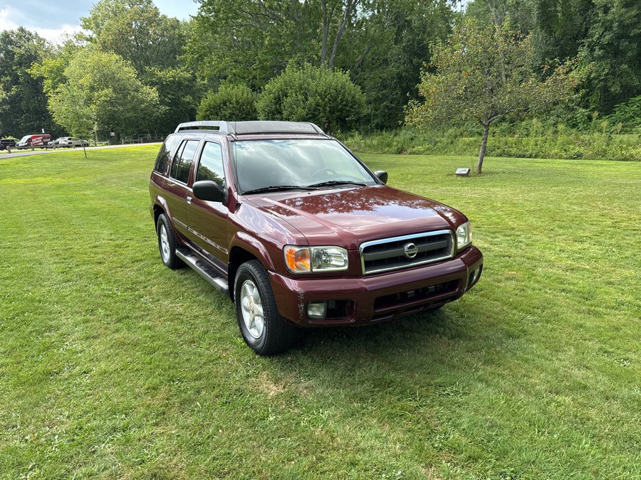 Used 2002 Nissan Pathfinder SE AWD/4WD image 4