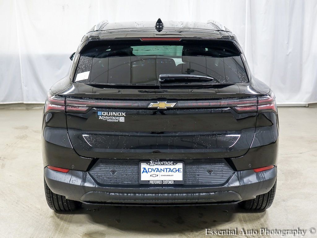 New 2026 Chevrolet Equinox EV LT image 6