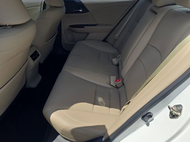 Used 2017 Honda Accord EX-L image 16