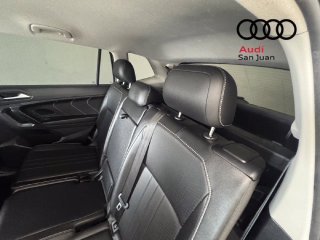 Used 2023 Volkswagen Tiguan SE FWD image 23