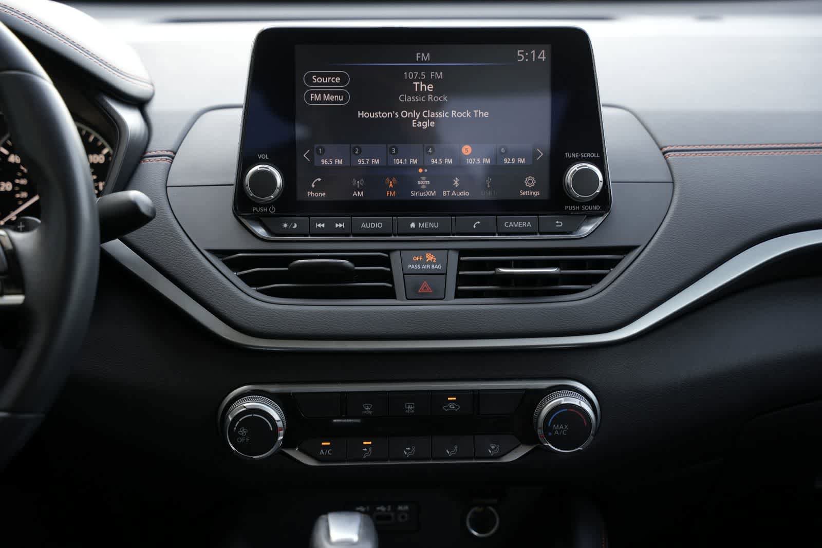 Used 2019 Nissan Altima 2.5 SR FWD image 13