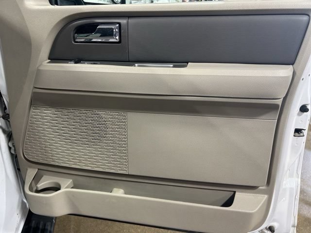 Used 2010 Ford Expedition XLT AWD/4WD image 12