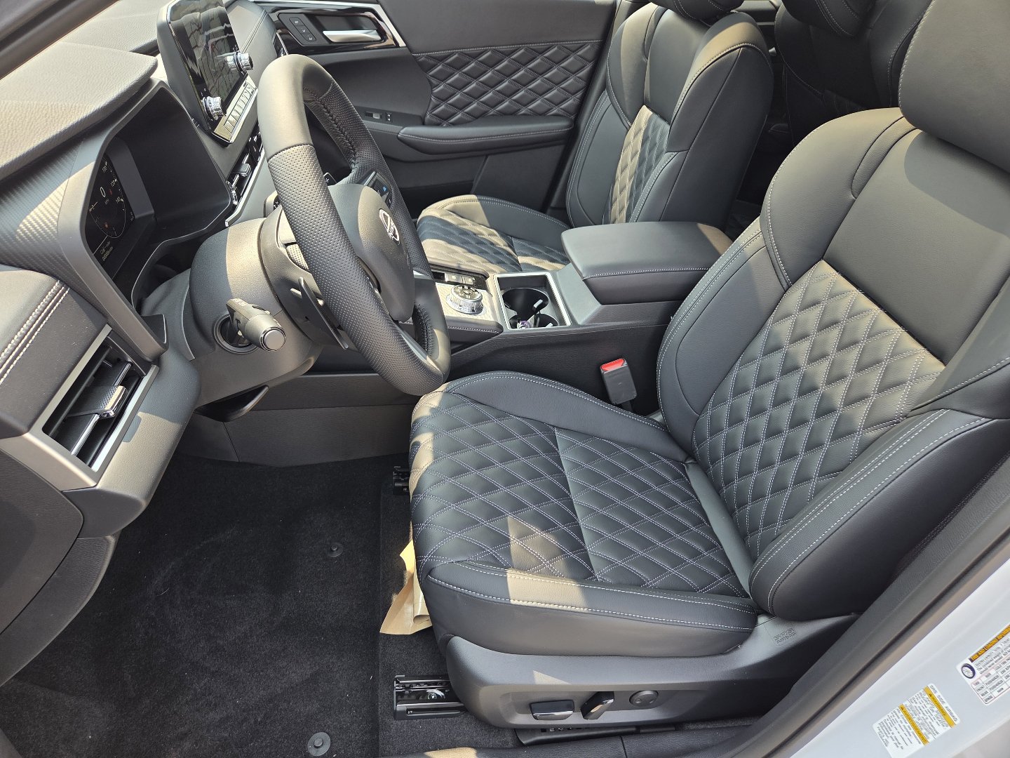 New 2026 Nissan Rogue Platinum AWD/4WD image 28