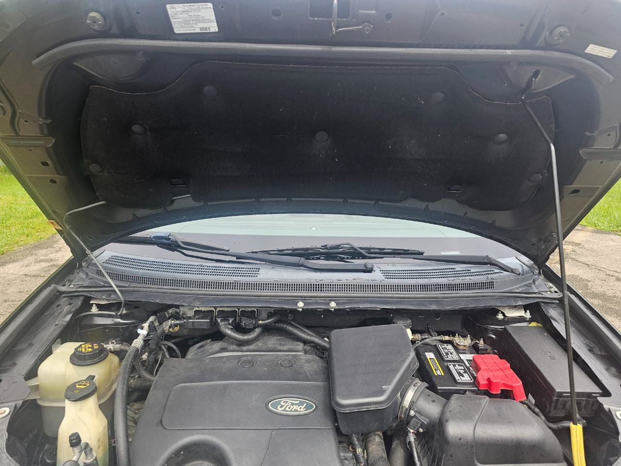 Used 2013 Ford Edge SE FWD image 26