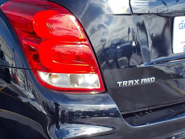 Used 2022 Chevrolet Trax LT w/ LT Convenience Package image 21