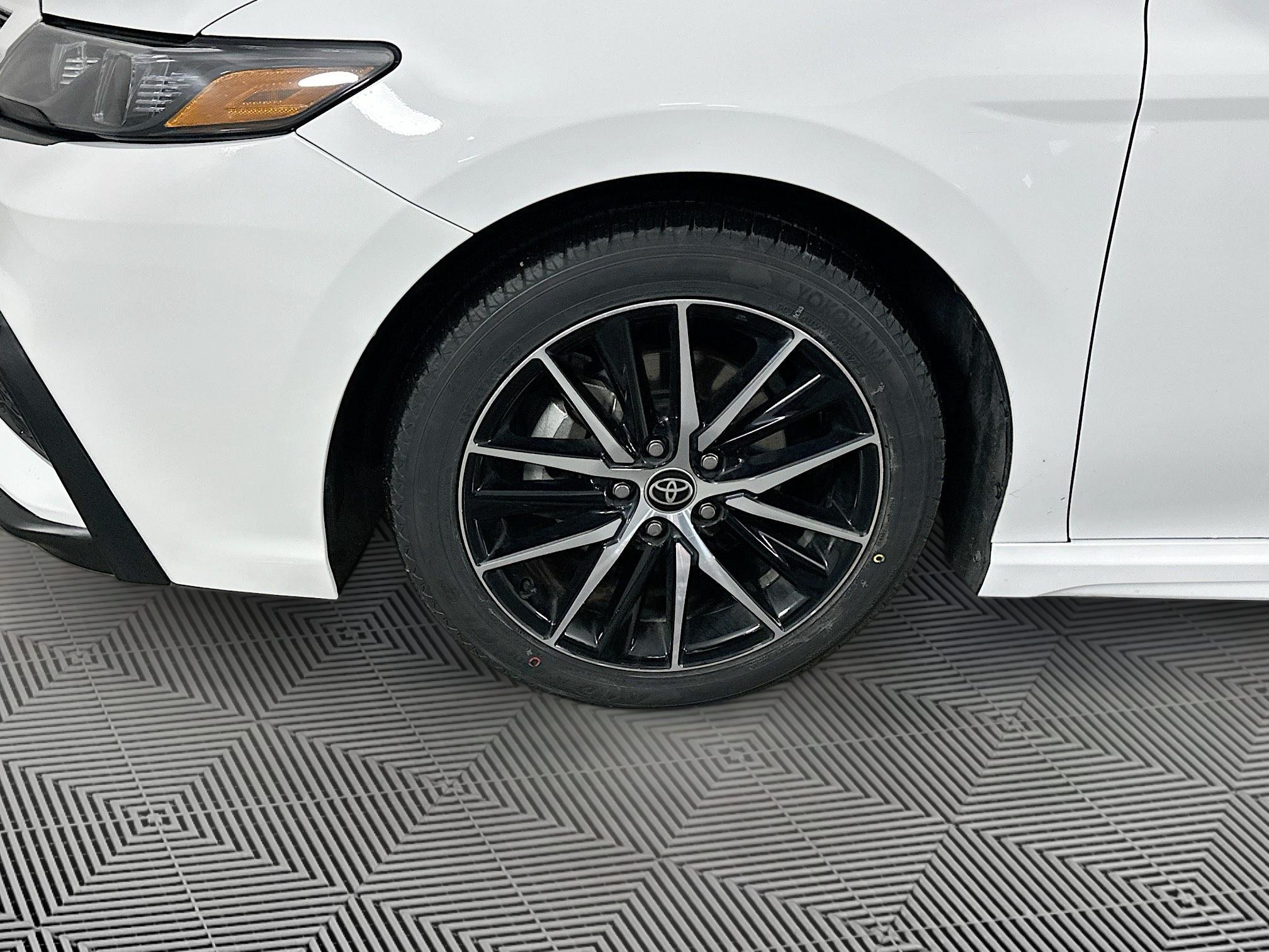 Certified 2023 Toyota Camry SE FWD image 28
