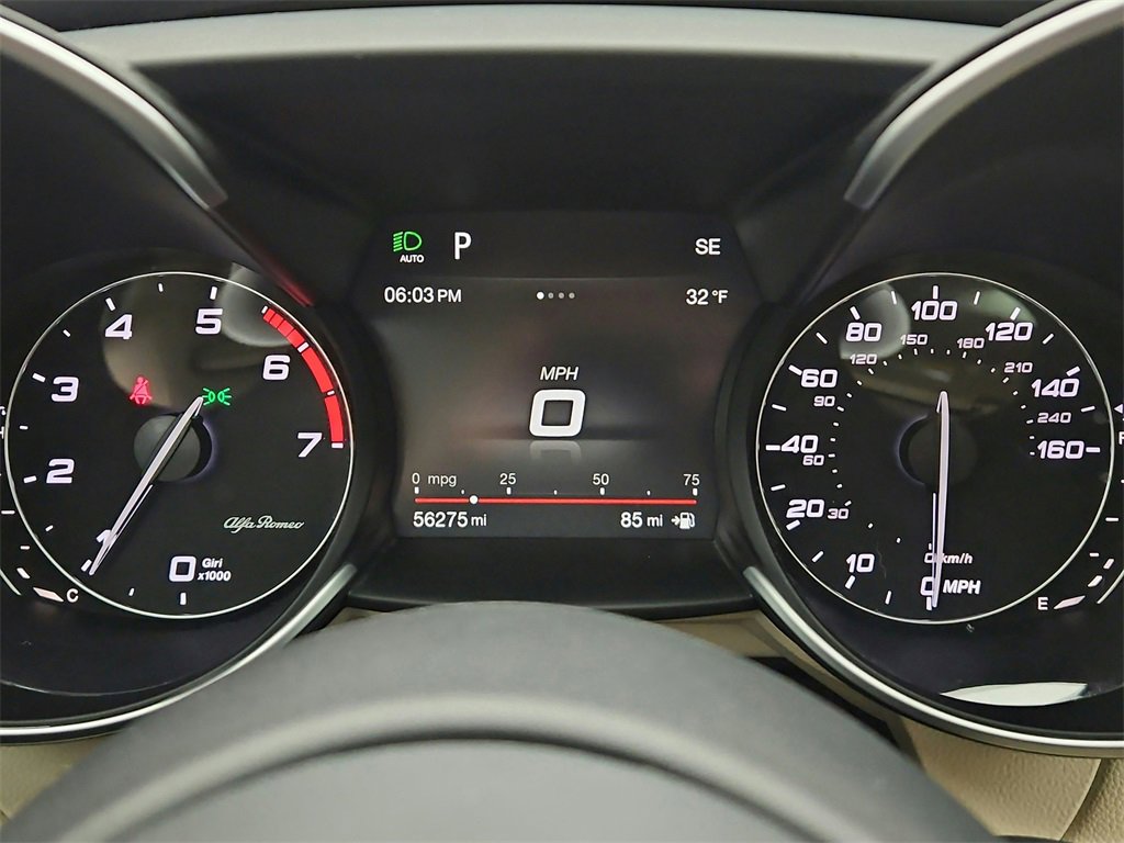 Used 2018 Alfa Romeo Giulia Ti w/ Quick Order Package 22X Lusso image 15