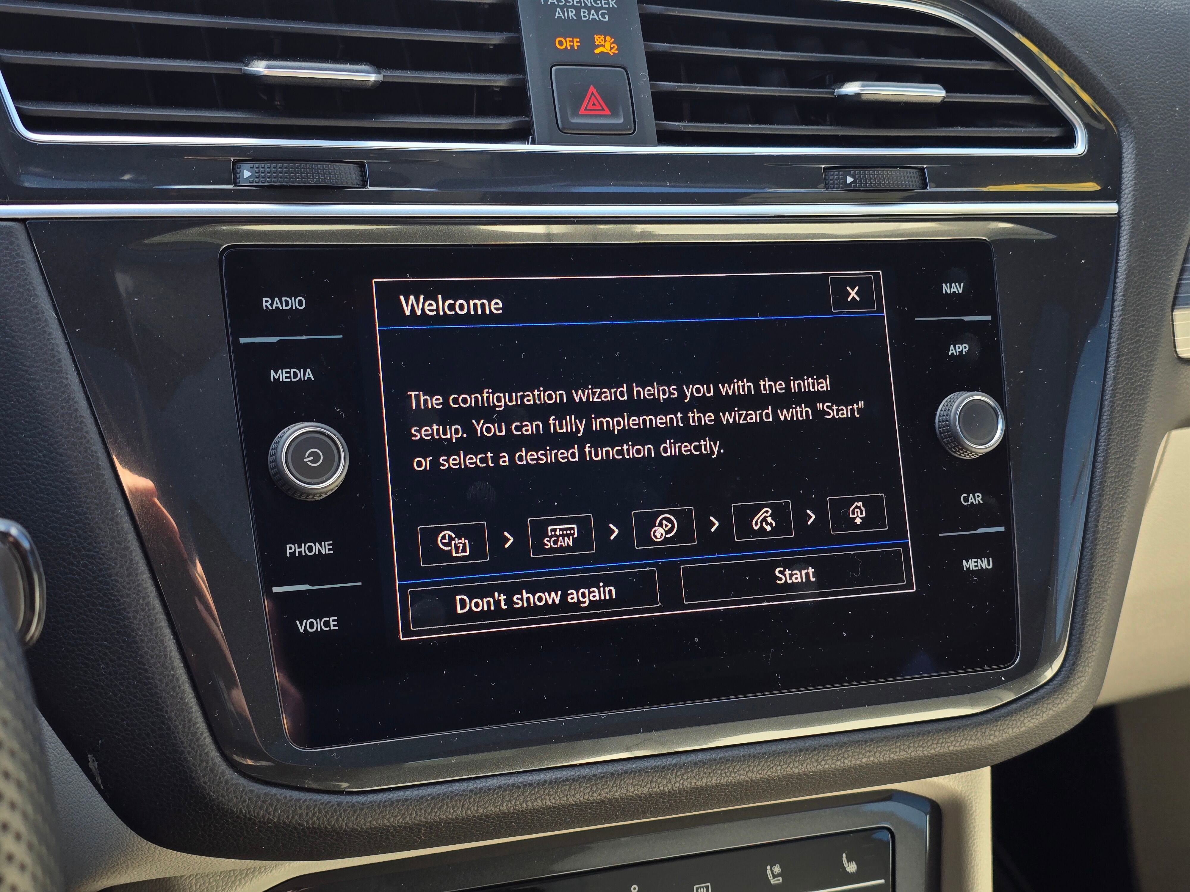 Used 2024 Volkswagen Tiguan SEL R-Line image 29