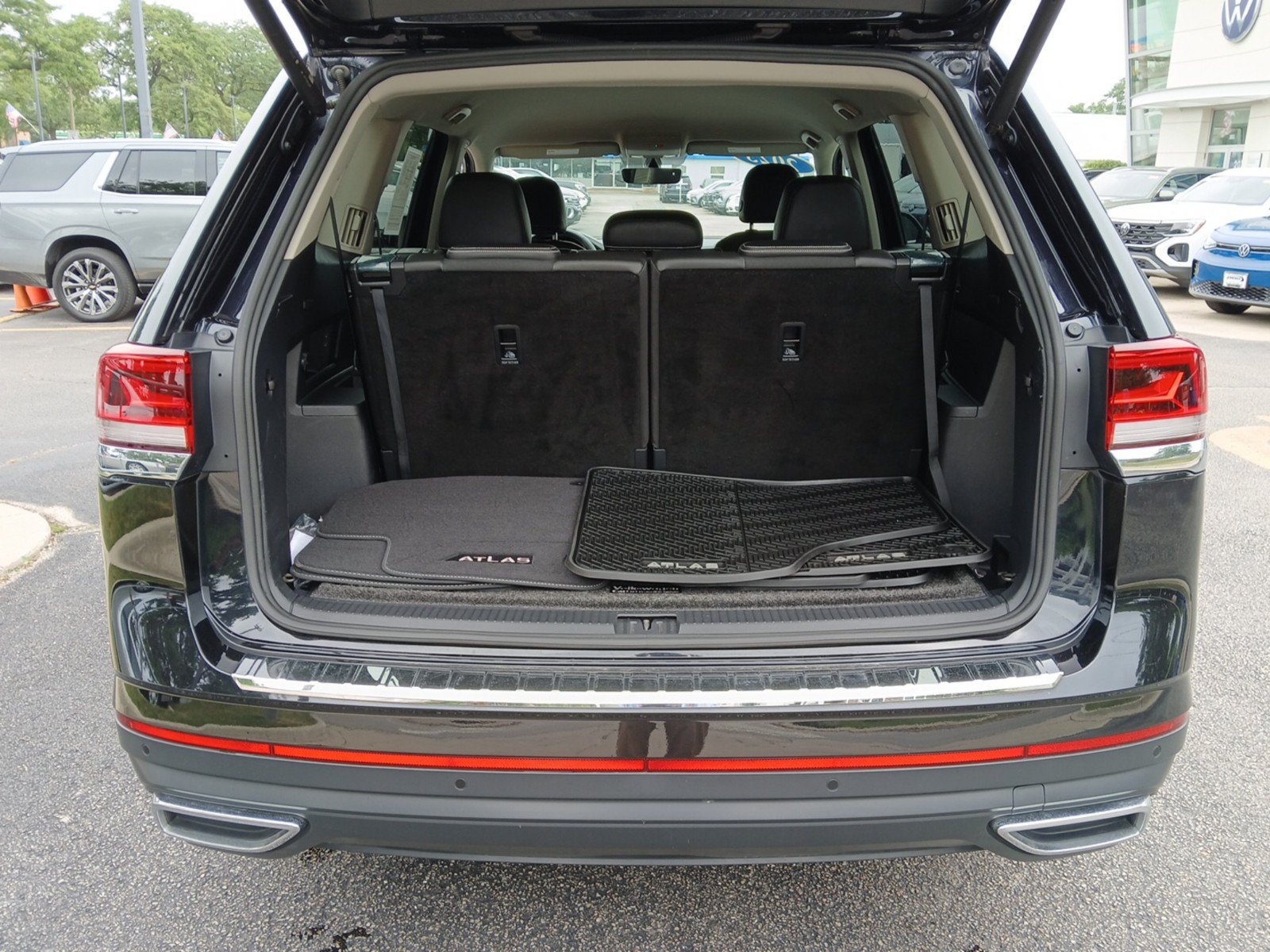 Certified 2023 Volkswagen Atlas SE AWD/4WD image 23