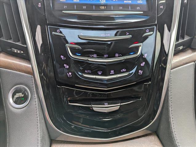 Used 2017 Cadillac Escalade ESV Premium Luxury RWD image 19