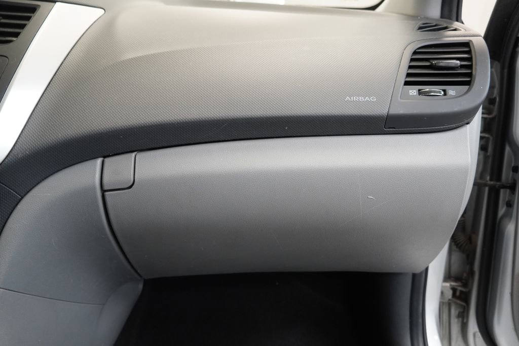 Used 2013 Hyundai Accent GLS image 33