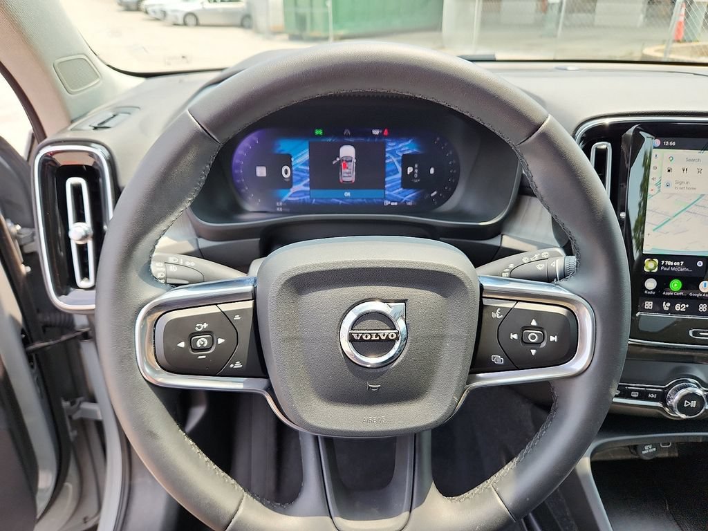 Used 2024 Volvo XC40 B5 Plus w/ Climate Package AWD/4WD image 15
