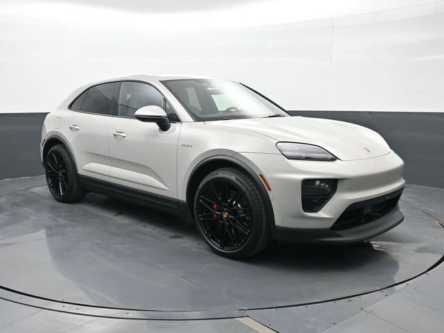 New 2026 Porsche Macan 4S Electric image 26