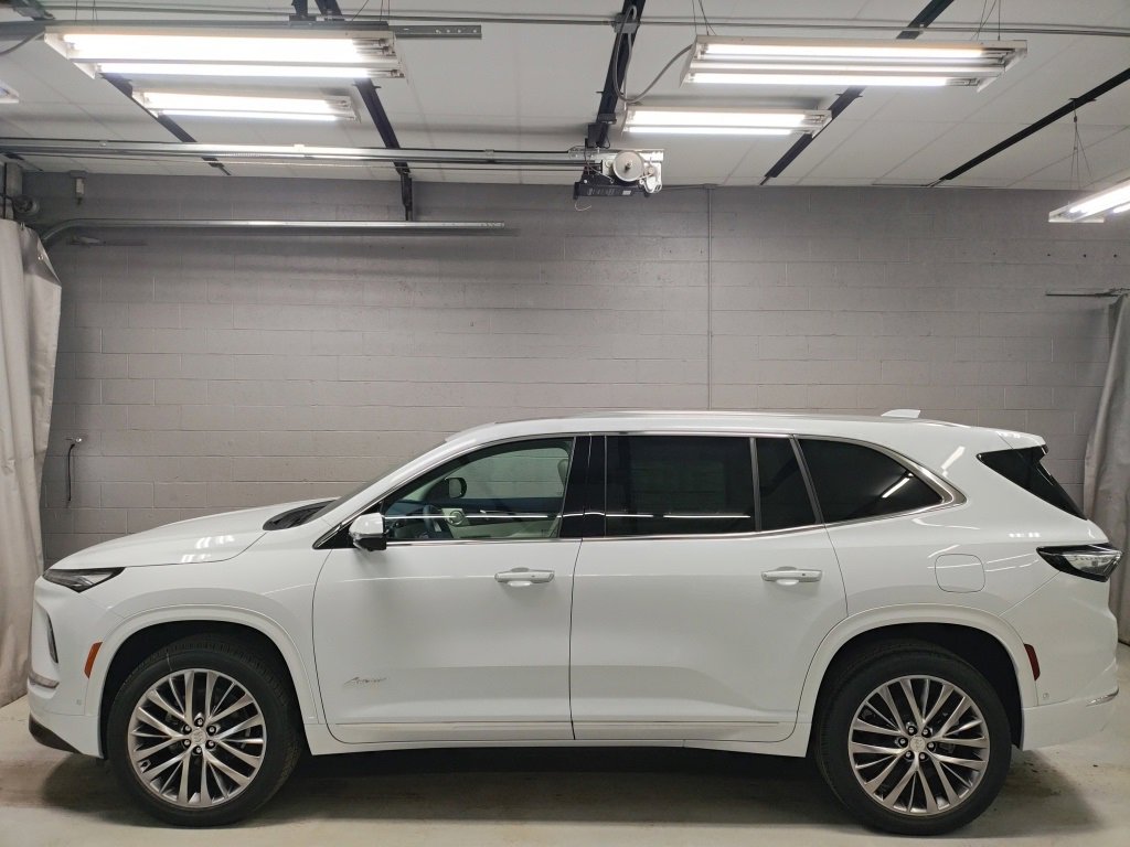 New 2026 Buick Enclave Avenir image 18