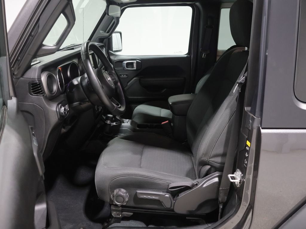 Used 2022 Jeep Wrangler Sport S image 11
