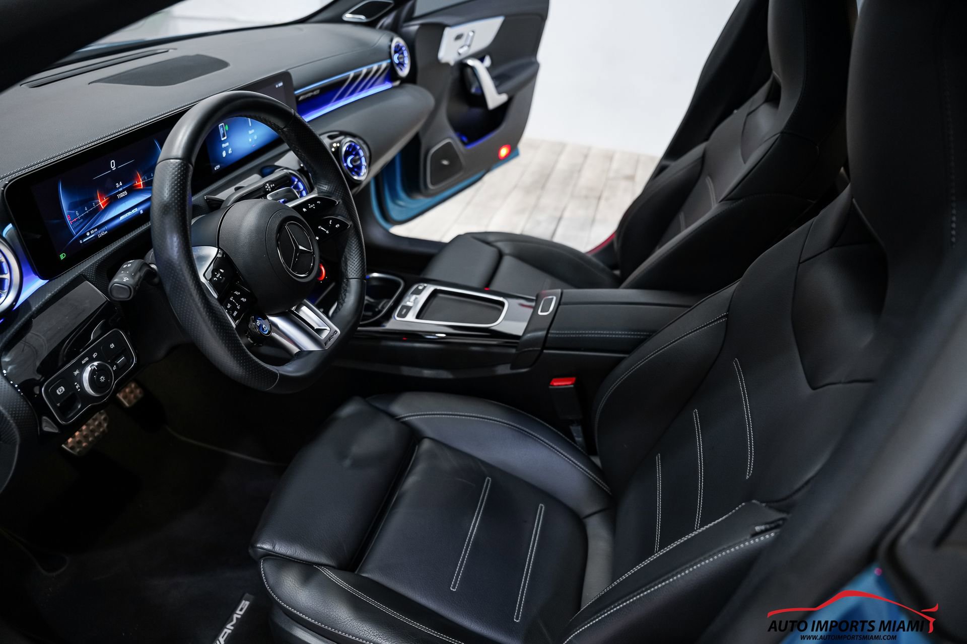 Used 2024 Mercedes-Benz CLA 35 AMG 4MATIC image 38