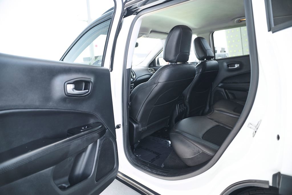 Used 2021 Jeep Compass Latitude AWD/4WD image 15