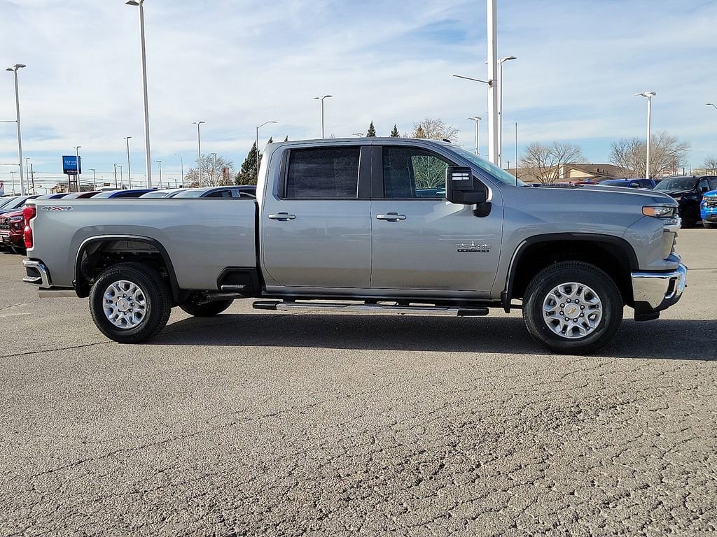 New 2026 Chevrolet Silverado 3500 LT w/ Texas Edition AWD/4WD image 12