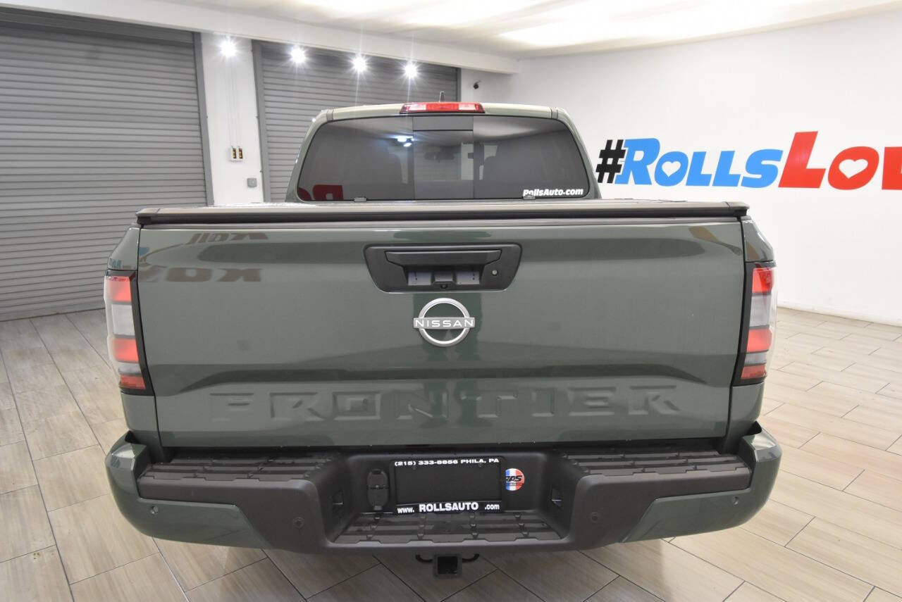 Used 2025 Nissan Frontier SV w/ SV Convenience Package image 4