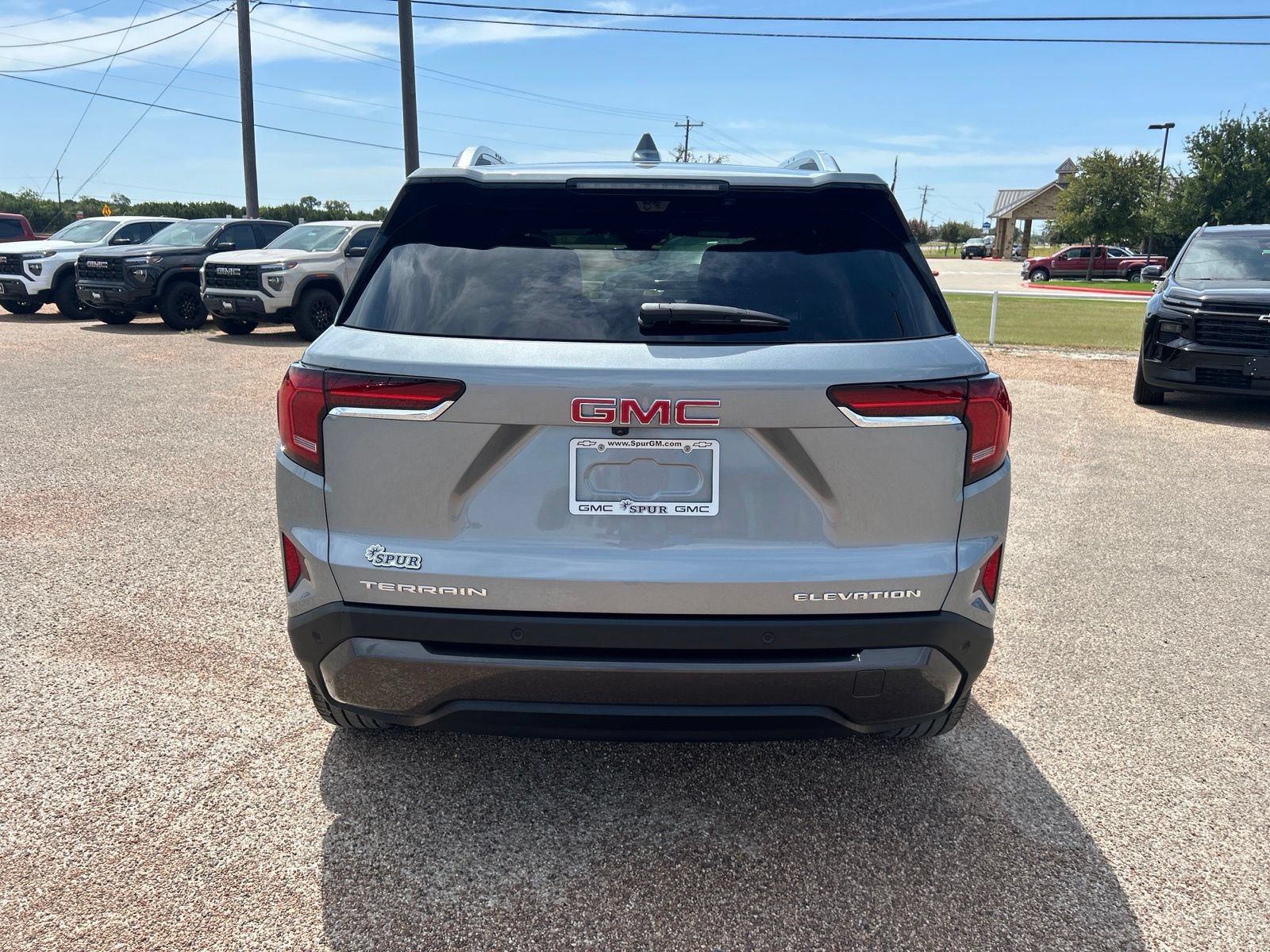 New 2027 GMC Terrain Elevation w/ Elevation Premium Package FWD image 5