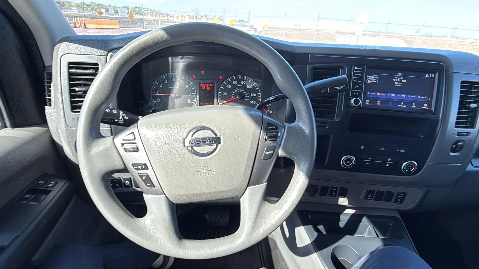 Used 2020 Nissan NV 2500 SV image 9