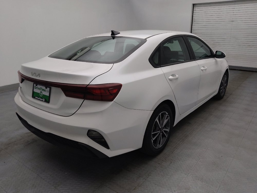 Used 2022 Kia Forte LXS FWD image 9