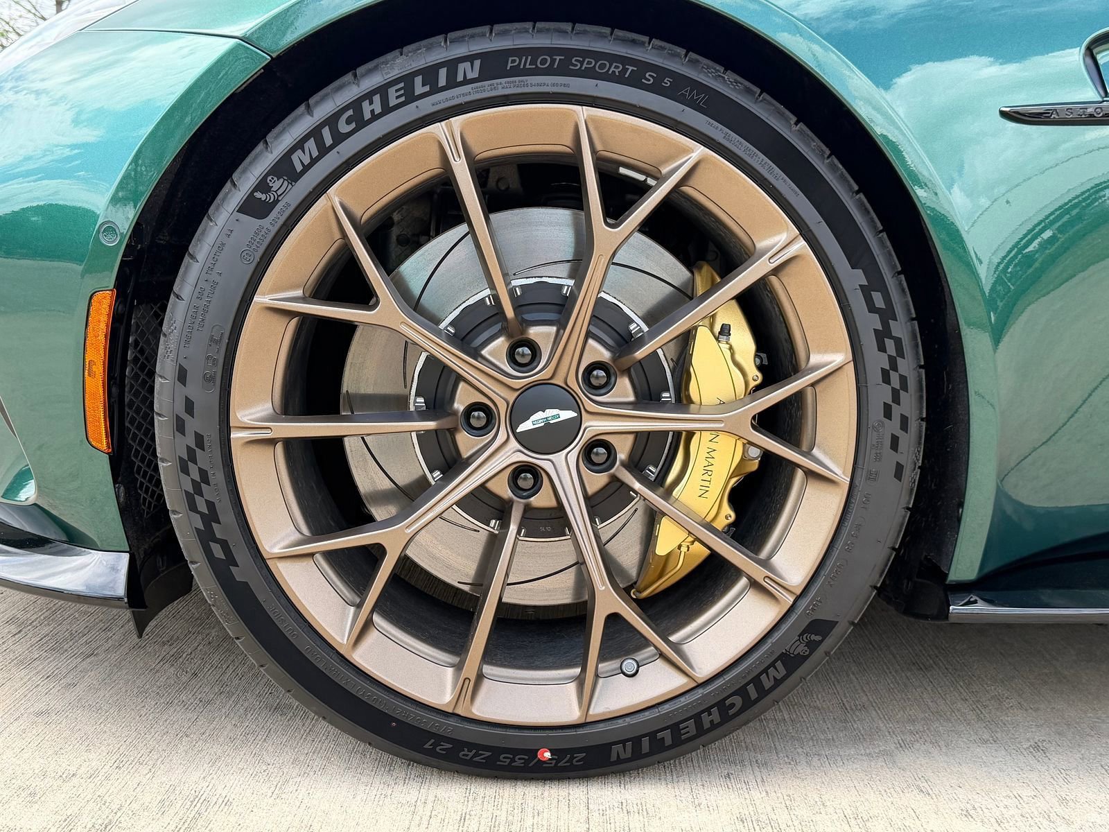 New 2026 Aston Martin V8 Vantage S image 4