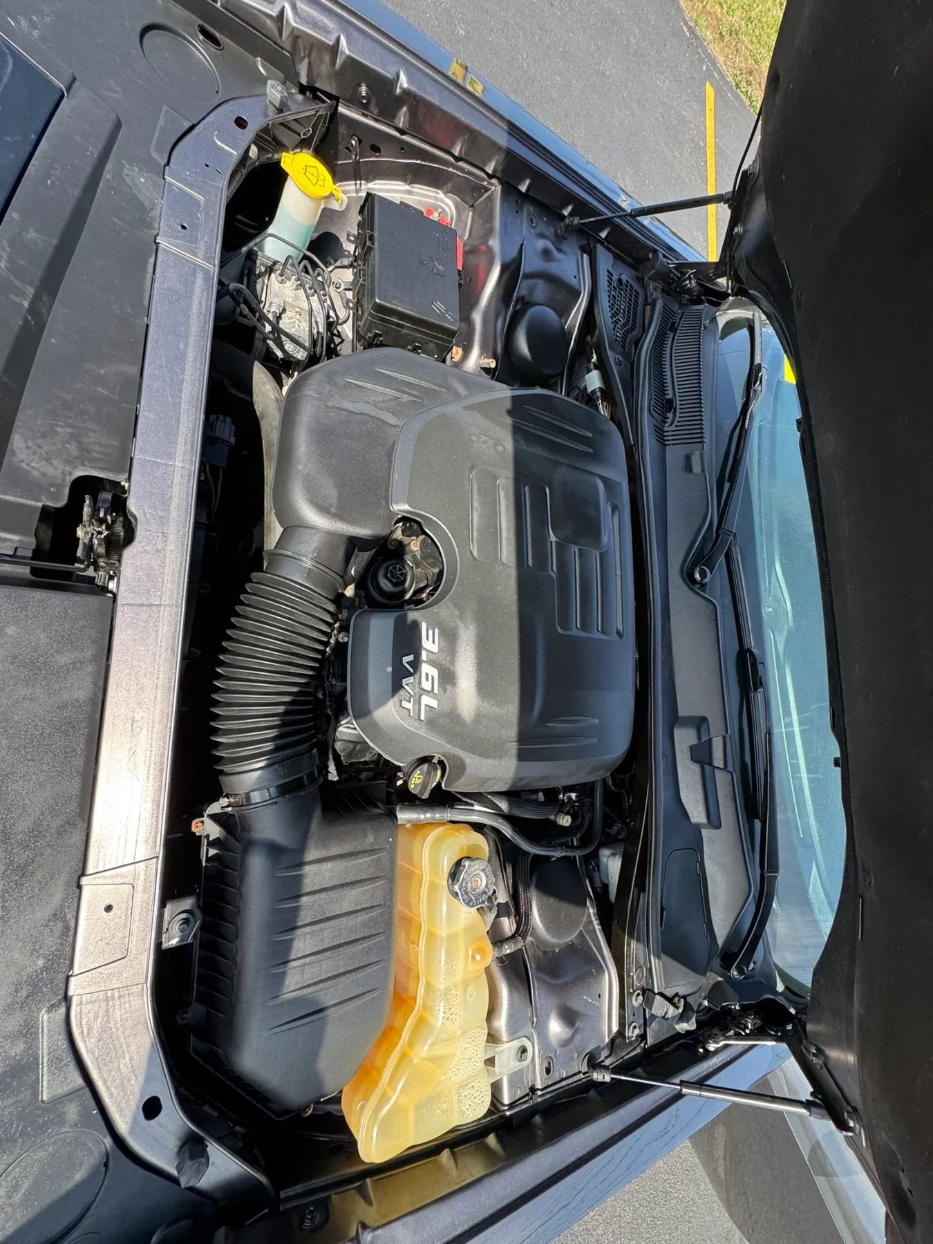 Used 2015 Dodge Challenger SXT w/ Super Sport Group (SS/T) image 17