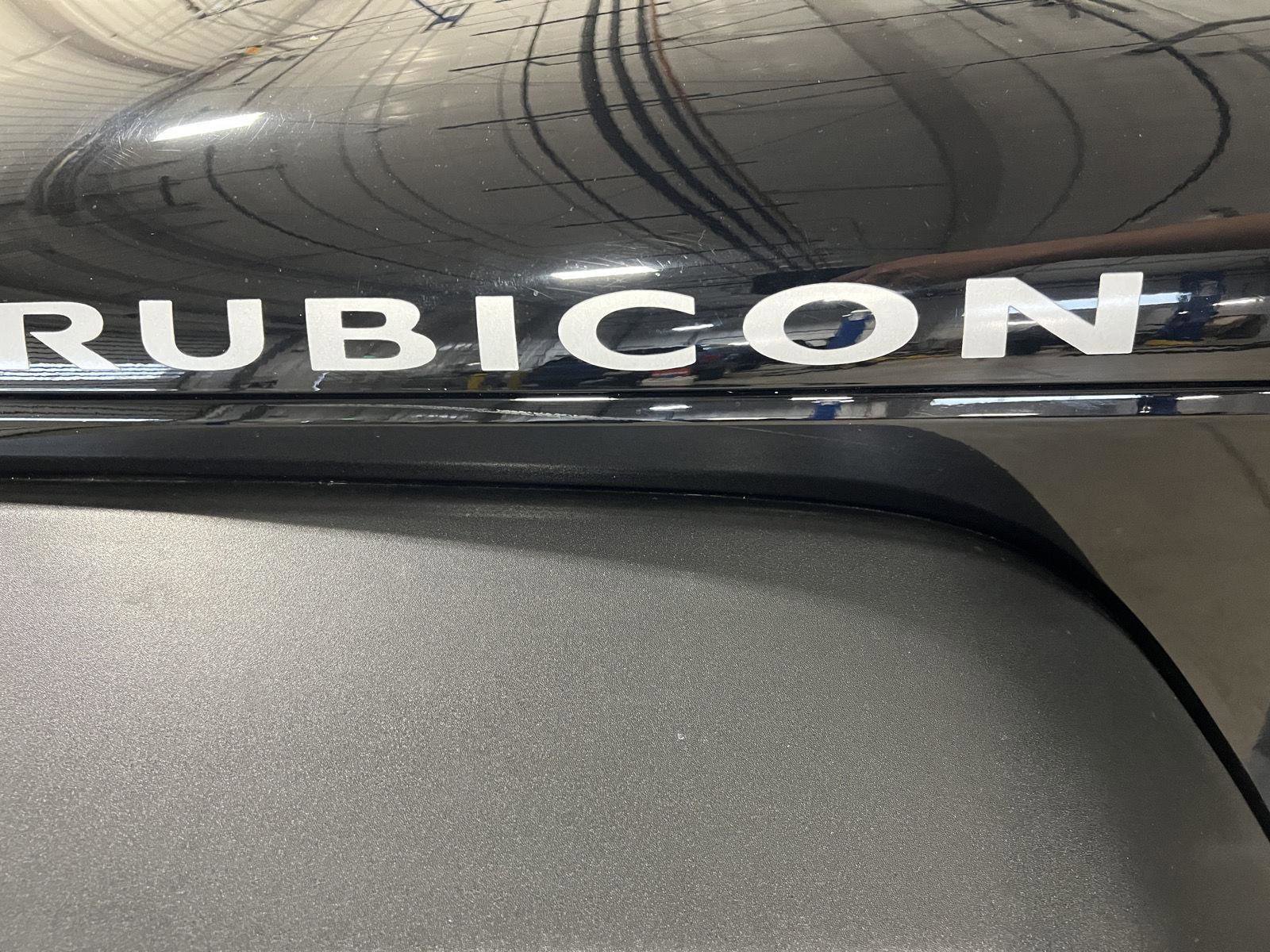 Used 2014 Jeep Wrangler Rubicon w/ Power Convenience Group image 25