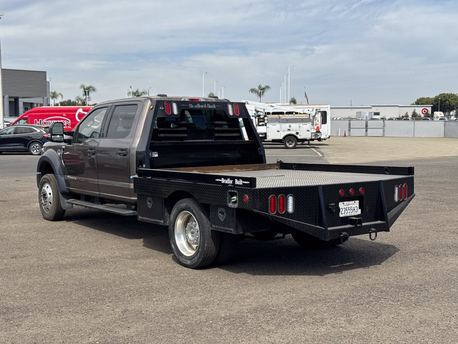 Used 2022 Ford F550 4x4 Crew Cab Super Duty w/ XLT Value Package image 5